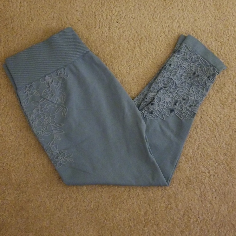 Fabletics leggings